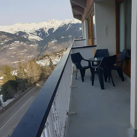 Moriond 1650 - 2 Bedrooms - Sleeps 8 Apartment Courchevel