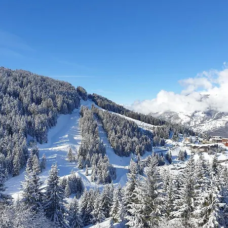 Moriond 1650 - 2 Bedrooms - Sleeps 8 Courchevel